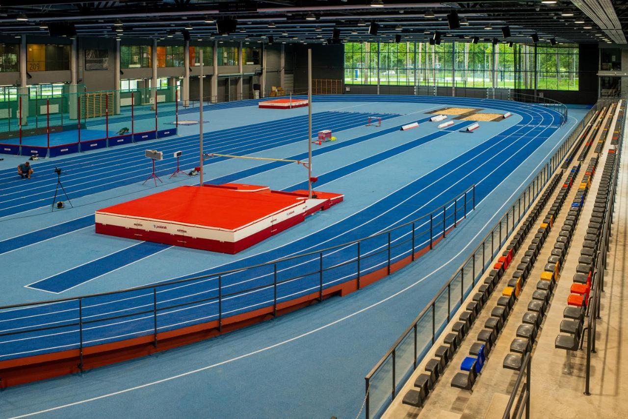 Stadium Hotel Valmiera Zewnętrze zdjęcie